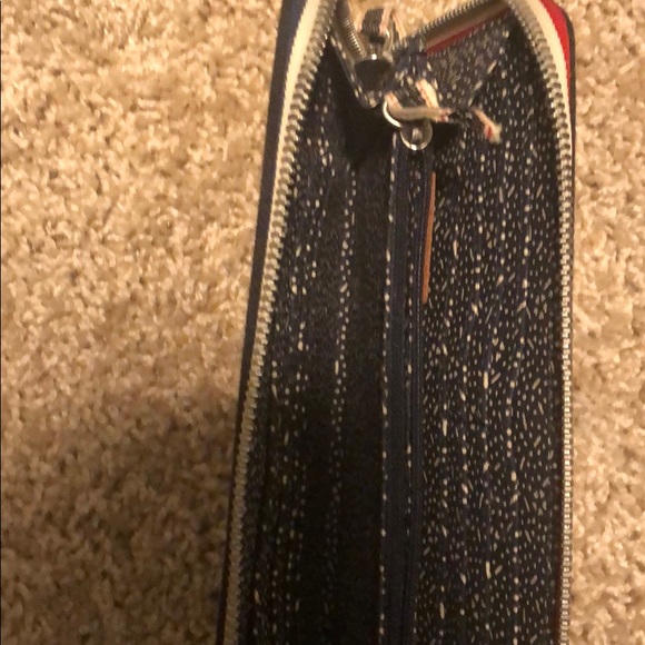 Wallet - Picture 2 of 3